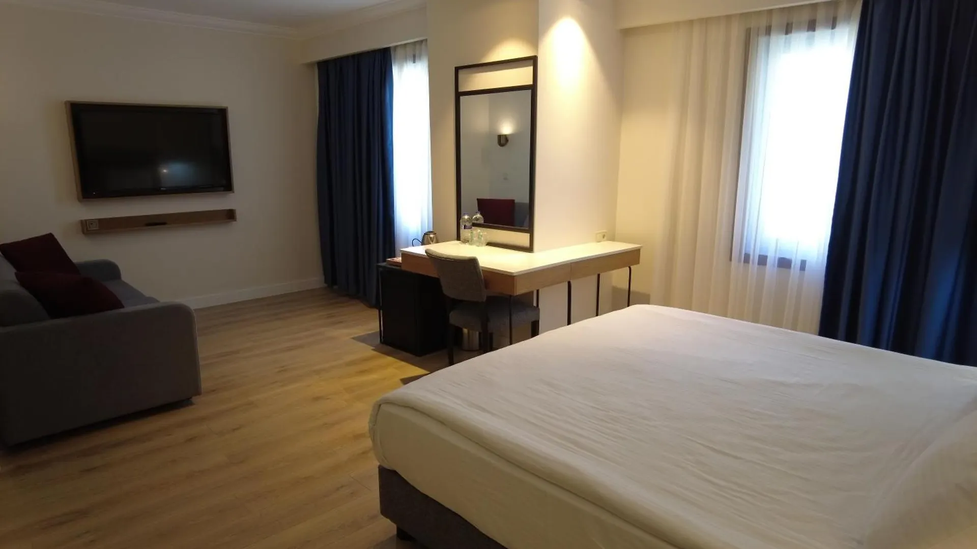 Feronya Hotel Istanbul