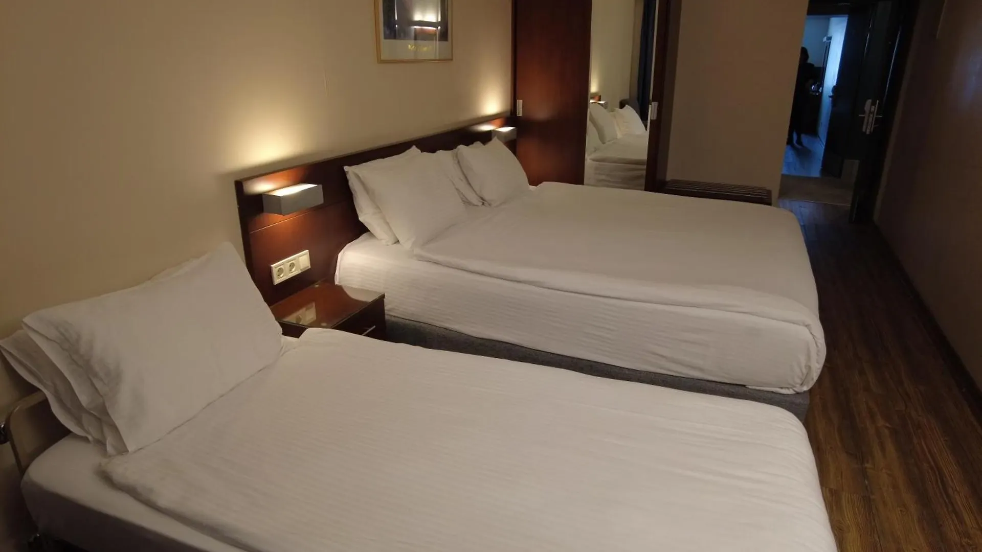 Feronya Hotel Istanbul